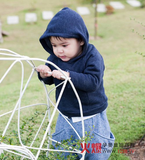 ��ķ���¾�Ʒͯ�b ���@�����r(sh��)�г���