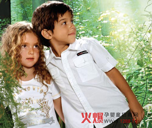 ������ͯ�b �o����һ��(g��)�����r(sh��)���Ђ�(g��)�Ե�ͯ��