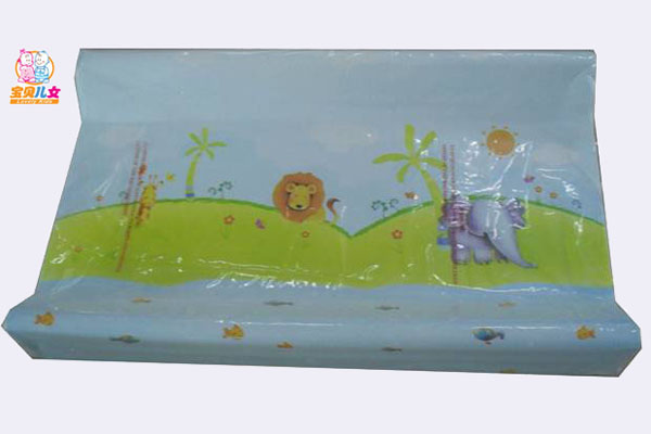 寶貝兒女卡通動(dòng)物尿布臺(tái)