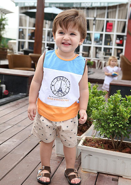 摩可拿時尚2013男童新款套裝