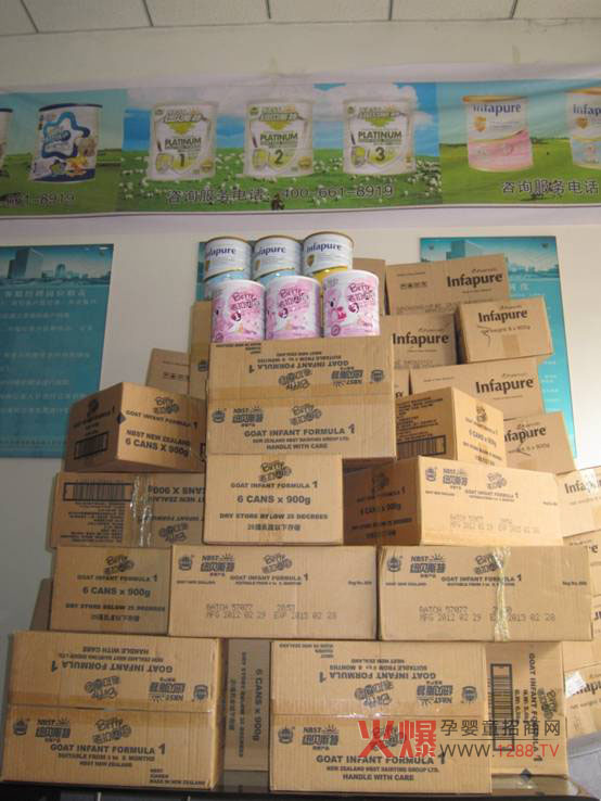 �~ؐ˹�ش�c��(j��ng)�N(xi��o)�����Ű���ٛ(z��ng)10�f(w��n)Ԫ�̷�