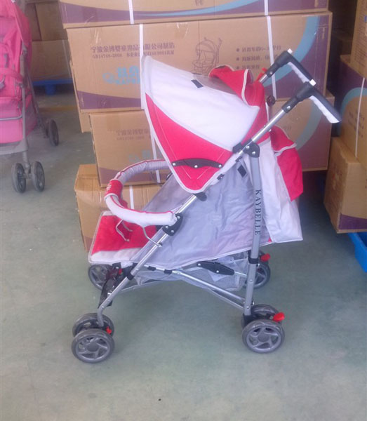 凱貝兒紅白經(jīng)典搭配嬰兒手推車