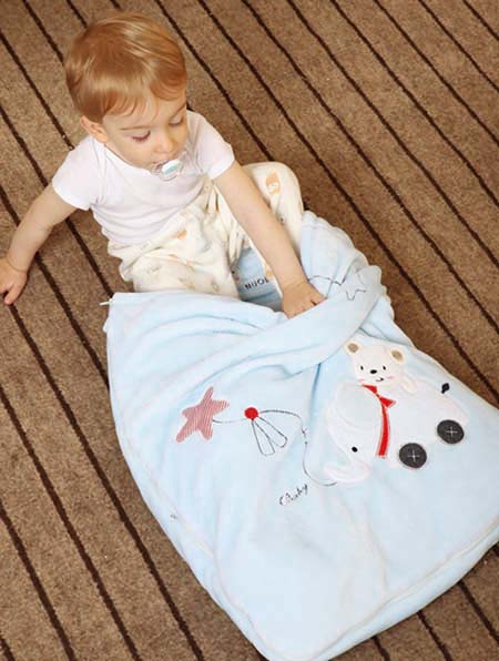 �Z��С��˯���{ɫ