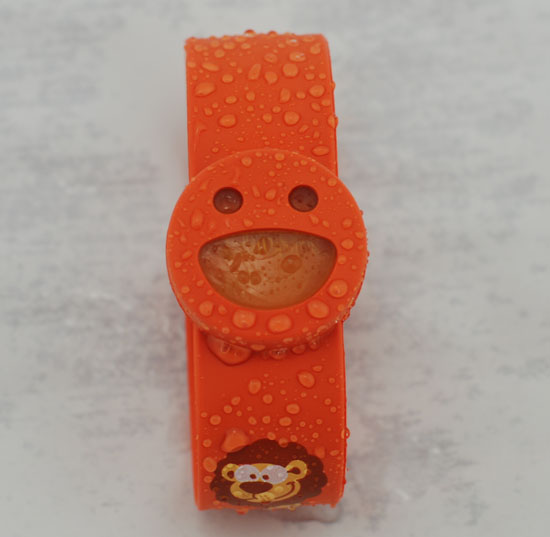 BUGOUT笑臉啪啪圈驅(qū)蚊手環(huán)紅色