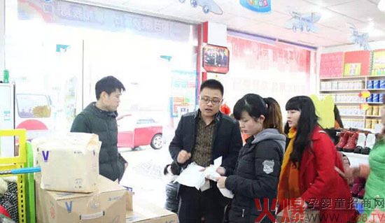 ǧ�˰ّB(t��i)�ۡ�һ��V ��������һ�N��һ��Vϵ���װl(f��)