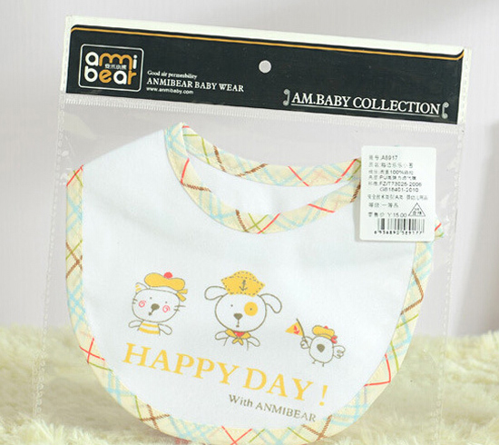 安米小熊格邊樂(lè)樂(lè)防水小圍嘴A8917