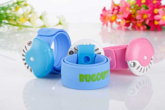 風(fēng)語(yǔ)卡通紅色+藍(lán)色防蚊圈