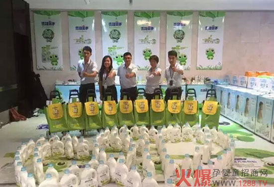 ��������ĸ�댣��С����ѿϵ�и����B�T(m��n)��Ʒ�l(f��)����(hu��)---Ʒ�����L(f��ng)��(qi��ng)��(sh��)��(l��i)�u