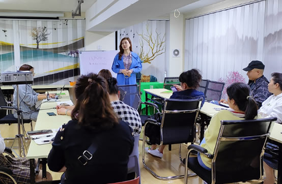 鑫琦.jpg 鑫琦.jpg