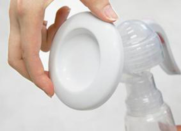 Unimom 吸乳器防塵蓋.jpg Unimom 吸乳器防塵蓋.jpg