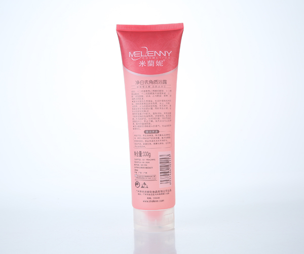 米蘭妮沐浴總管凈白去角質(zhì)浴露玫瑰精油SPA330.jpg 米蘭妮沐浴總管凈白去角質(zhì)浴露玫瑰精油SPA330.jpg