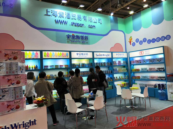 ������ʷ��˹�R�ص�Ʒ�����ྩ��չ ������ζС��ʳ����Ȧ��