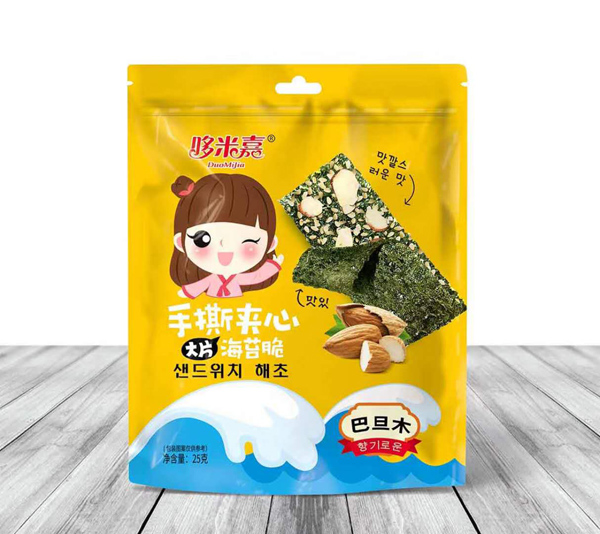 哆米嘉大片手撕夾心海苔巴旦木味.jpg 哆米嘉大片手撕夾心海苔巴旦木味.jpg