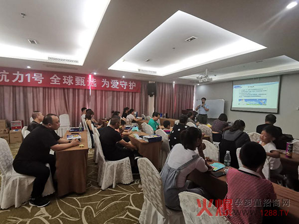 ����ը���������������1̖���B�Ƹ���Ʒ��Ӗӆ؛���A�M�Y(ji��)��