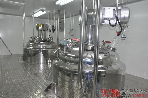 ����ף�R�V�|���X����ͨ�^�{(l��n)ñ�L�~����ע��(c��) �н�OEM����1.jpg