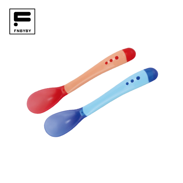 菲尼貝貝B2310愛心感溫勺(兩支裝)