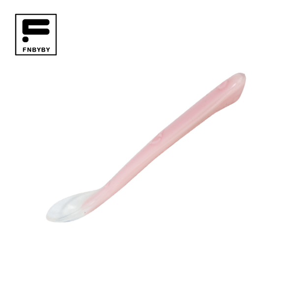 菲尼貝貝B2097多彩矽膠喂食軟勺