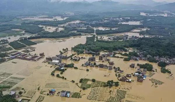 �YԮ���������˕r(sh��)�D�����������ʳƷ���Ї�(gu��)��ͯ��������(hu��)��ٛ(z��ng)���Y30���f(w��n)