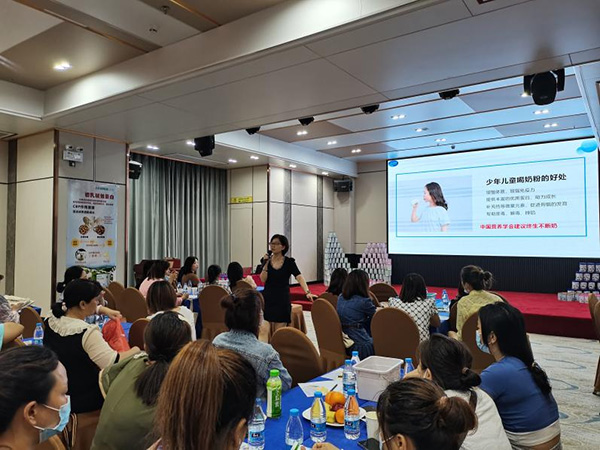 歐優(yōu)大學(xué)堂-海南站7.jpg 歐優(yōu)大學(xué)堂-海南站7.jpg