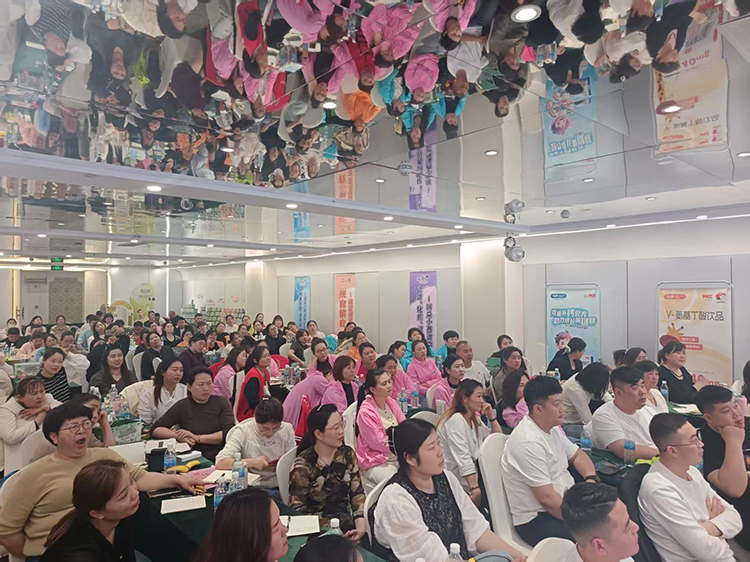 朵小西特膳飲經(jīng)營(yíng)研習(xí)課堂 (5).jpg 朵小西特膳飲經(jīng)營(yíng)研習(xí)課堂 (5).jpg