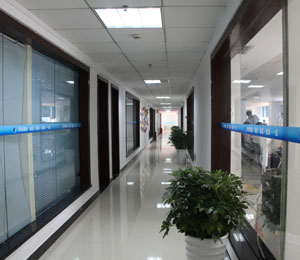 ���Ͽɿ��M(j��n)�����Q(m��o)�׹ɷ����޹�˾��˾��d