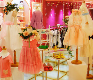 ��ɯͯ�b����չʾ