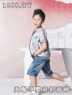 M.Latinϵ�����e���b