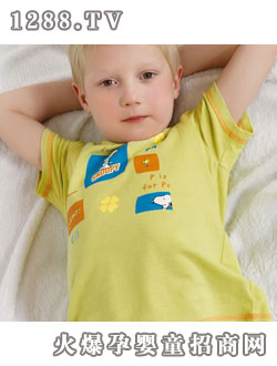 Snoopy��(n��i)���Sɫ