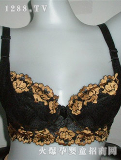 ��һ�c�����̓��º�ɫ