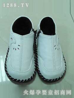 ��߸ͯ�Ӱ�ɫ�냺�W(xu��)��Ь