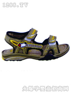 С����(d��ng)����ɫ��Ь