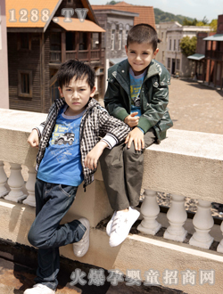 С�������ͯ���b