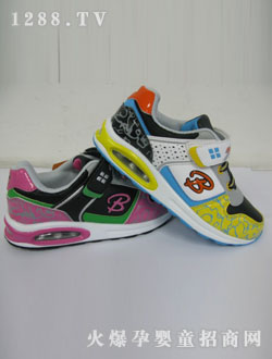 ������r��ŮͯЬ