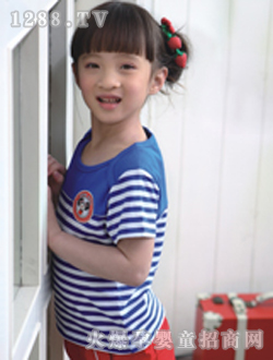 �������{��ɫ����