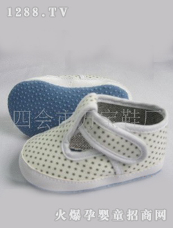 ���ɫ���c�냺�W��Ь