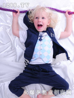 �SСѾ�{ɫ���b