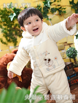 ����Сؐ�װ�ɫ���b