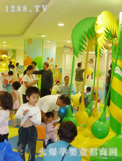 �࣐ۘ��@�T����