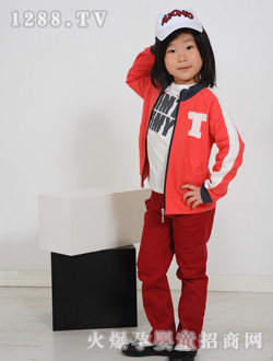 ���؁��tɫ�\(y��n)��(d��ng)�b