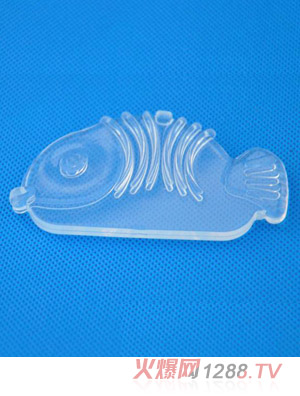 �{��С�~���z