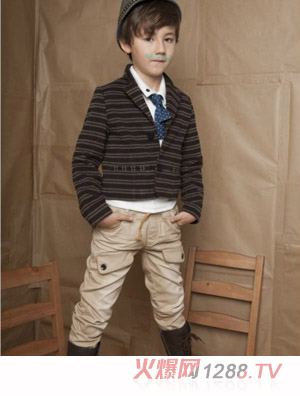 �r��С�~��ͯ�b