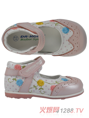 ����ʿ�׃��W��ЬС�C��ƤЬ