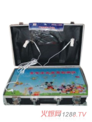 �����z�y�x��������