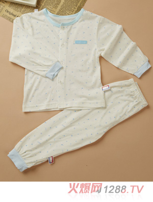 ��ɫС�~����̿�װ׆���M���������_����