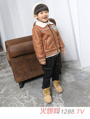 ���c(di��n)�neͯ���Ќ���������ɫ����