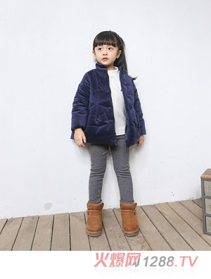 ���c�neͯ��Ů�����������{ɫ����