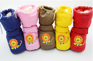  ��(��i)��ͯ��ˮ��Ͳ�ӽq��ůЬѩ��ѥС�{�ӈD��